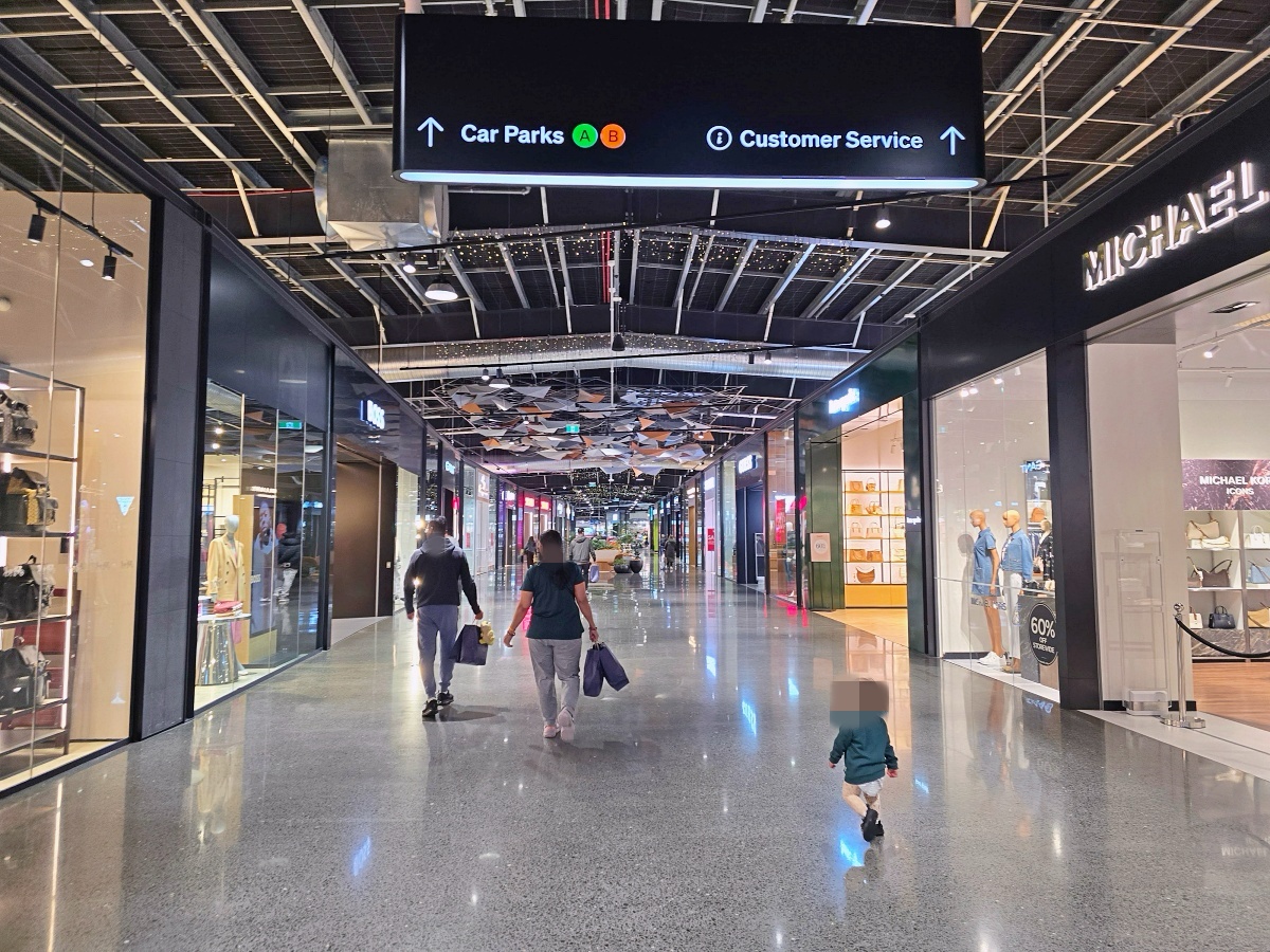 紐西蘭 Outlet 血拼攻略｜奧克蘭機場旁 Mānawa Bay 必逛品牌，Coach、UGG、Tommy 價格超驚喜