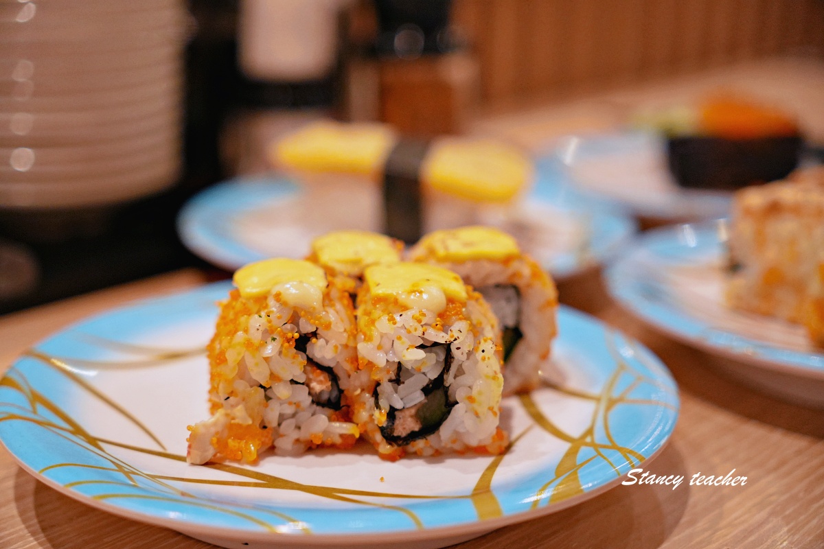 【沙巴曙光商場美食】Sushi Jiro Suria Sabah 平價日式迴轉壽司，一盤 RM3.98 起逛街順路吃