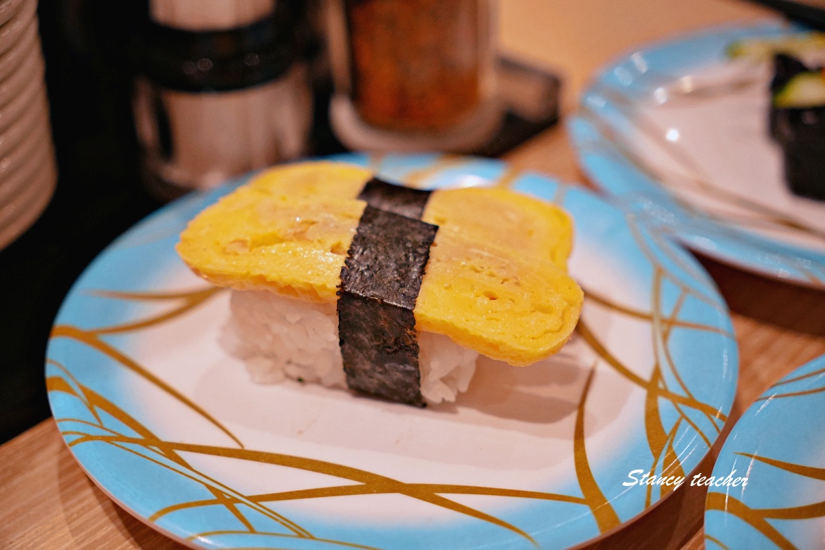 【沙巴曙光商場美食】Sushi Jiro Suria Sabah 平價日式迴轉壽司，一盤 RM3.98 起逛街順路吃
