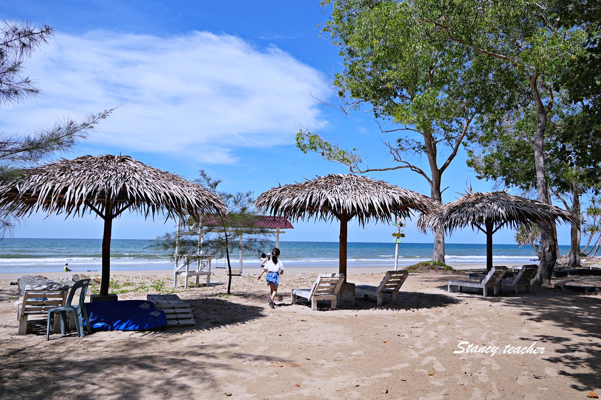 【沙巴隱藏版景點】Borneo Kellybays 龍尾灣私人海灘，搭小渡船去玩香蕉船、蠟染體驗