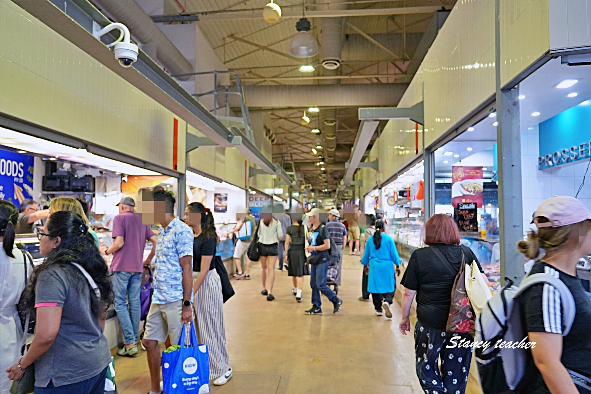 墨爾本市場 Queen Victoria Market｜維多利亞女王市場必逛攻略，生鮮水果、澳洲伴手禮比唐人街好買