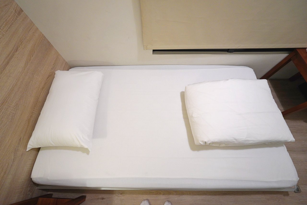 台中逢甲住宿推薦 Hotel Z|一家三口標準三人房開箱,電動床+日式床褥簡單過夜很剛好 台中逢甲住宿推薦 Hotel Z|一家三口標準三人房開箱,電動床+日式床褥簡單過夜很剛好