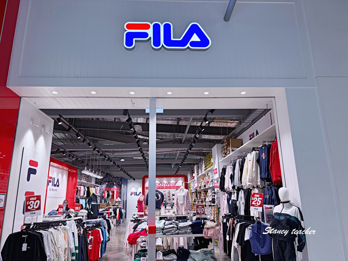 墨爾本 Outlet 推薦｜Spencer Outlet Centre 南十字星車站旁必逛，第一天抵達就買 UGG 太幸福