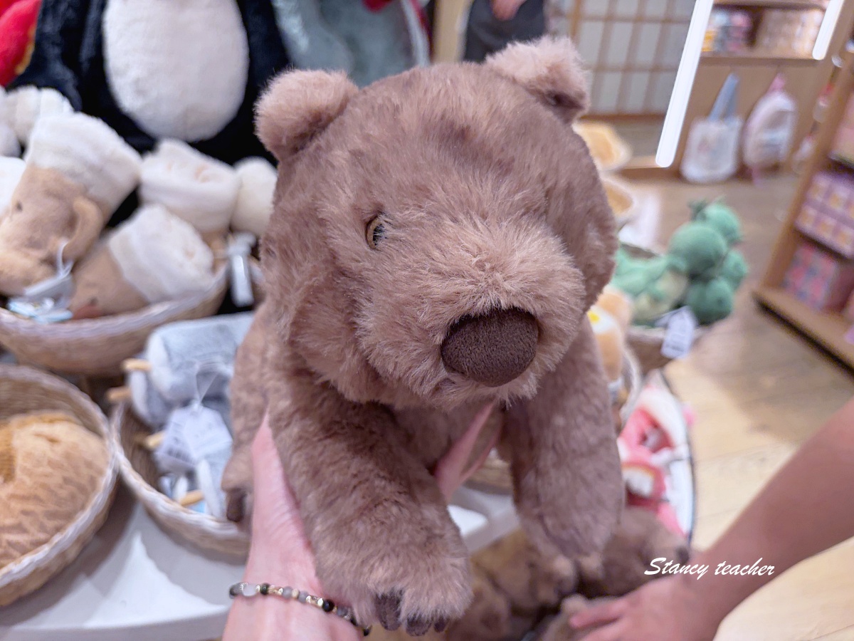 墨爾本 Jellycat 購物推薦｜MeeQ 墨爾本 CBD 必逛，澳洲買 Jellycat、米飛兔、澳洲限定 Kitty 一次看