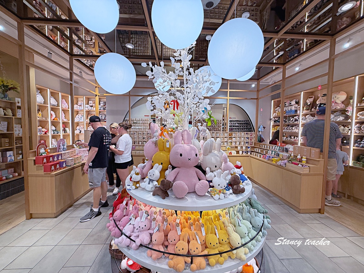 墨爾本 Jellycat 購物推薦｜MeeQ 墨爾本 CBD 必逛，澳洲買 Jellycat、米飛兔、澳洲限定 Kitty 一次看