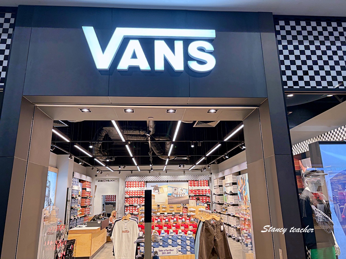 墨爾本 Outlet 推薦｜DFO South Wharf 雅拉河畔購物攻略，運動品牌好買、Chemist Warehouse 小黃屋藥妝一次買齊