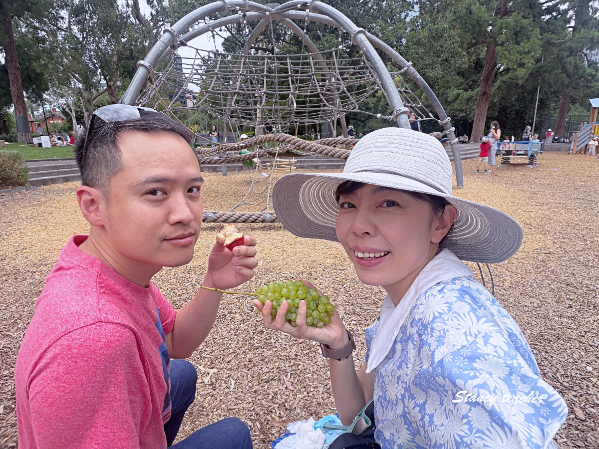 墨爾本市場 Queen Victoria Market｜維多利亞女王市場必逛攻略，生鮮水果、澳洲伴手禮比唐人街好買