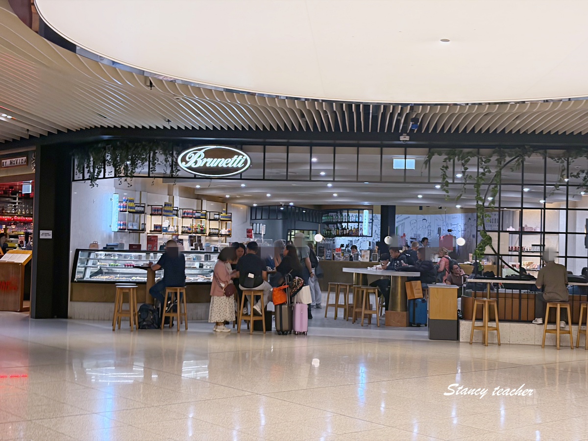 墨爾本機場免稅店攻略｜T2 國際航廈 TRS 退稅位置、Aesop 必買、Tim Tam 伴手禮一次看
