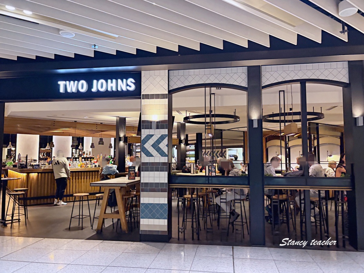 墨爾本機場免稅店攻略｜T2 國際航廈 TRS 退稅位置、Aesop 必買、Tim Tam 伴手禮一次看