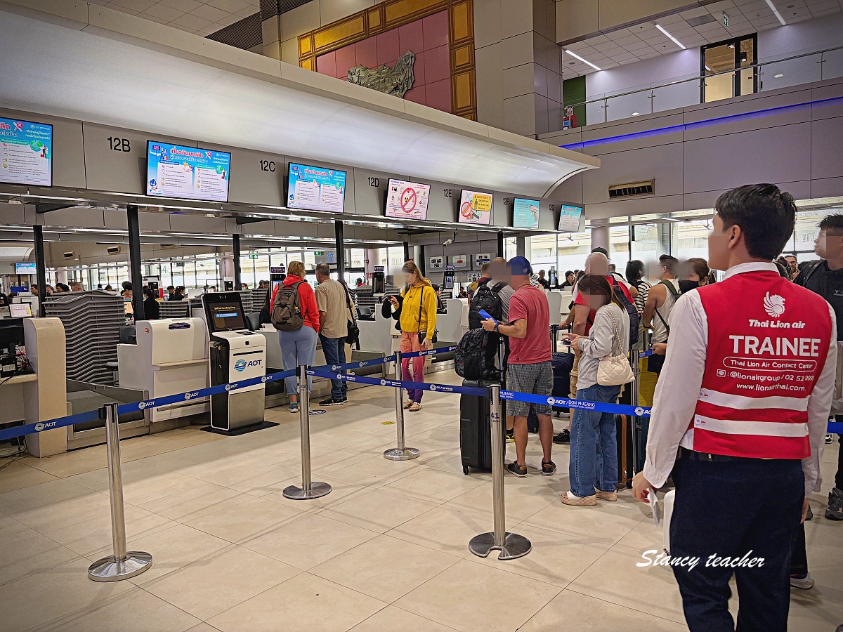 曼谷廊曼機場國內線攻略｜曼谷飛清邁 Thai Lion Air 泰國獅航搭乘心得、餐廳咖啡伴手禮懶人包