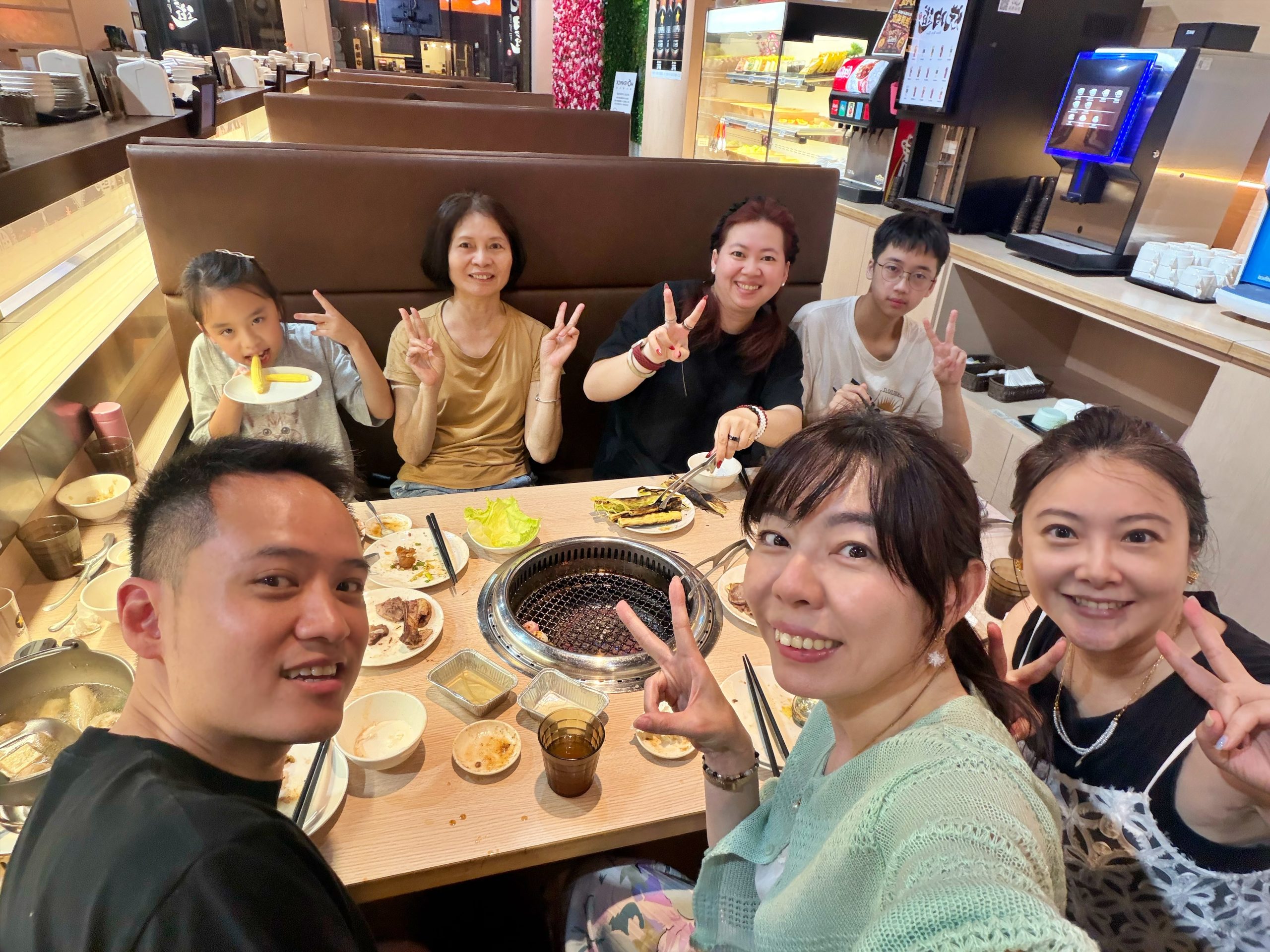 桃園蘆竹燒肉吃到飽｜燒肉道軌道送餐，旗艦1289元升級A5和牛、小龍蝦