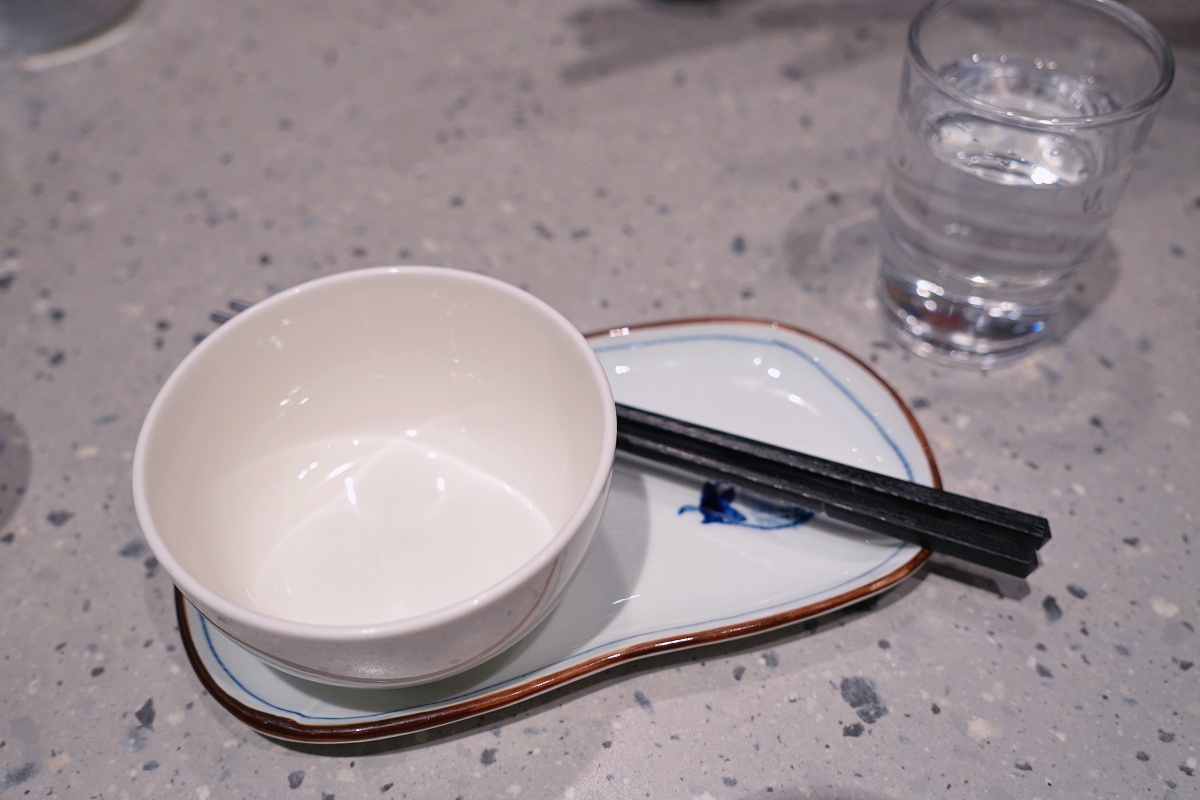 真珠台灣佳味微風南山店｜信義區台菜餐廳推薦，聚餐必點炒飯、金沙中卷