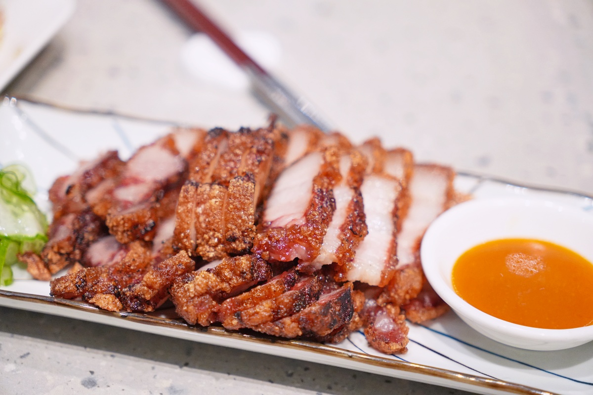 真珠台灣佳味微風南山店｜信義區台菜餐廳推薦，聚餐必點炒飯、金沙中卷