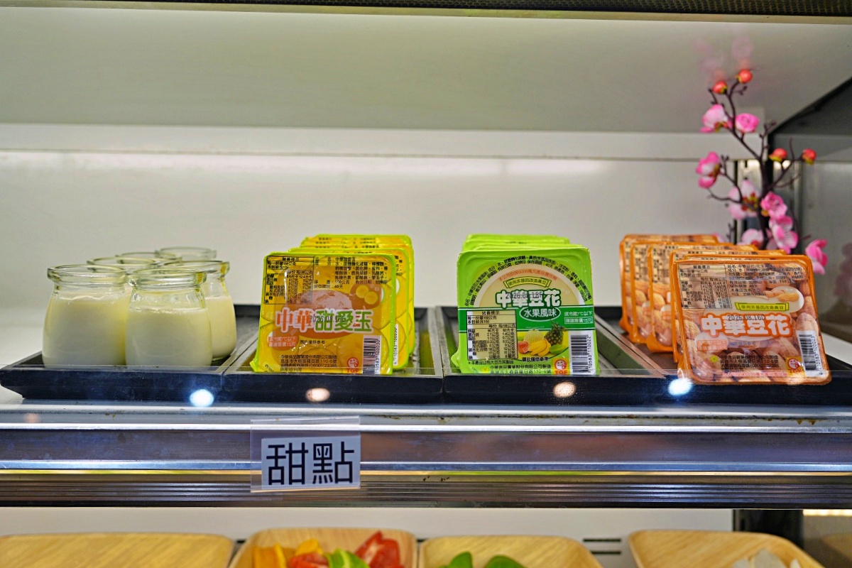 桃園蘆竹燒肉吃到飽｜燒肉道軌道送餐，旗艦1289元升級A5和牛、小龍蝦