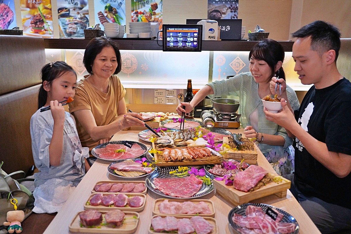 桃園蘆竹燒肉吃到飽｜燒肉道軌道送餐，旗艦1289元升級A5和牛、小龍蝦
